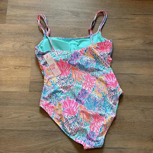 NWT Lilly Pulitzer Napili One-Piece Swimsuit in Splashdance Size 14, Women’s - Picture 11 of 12